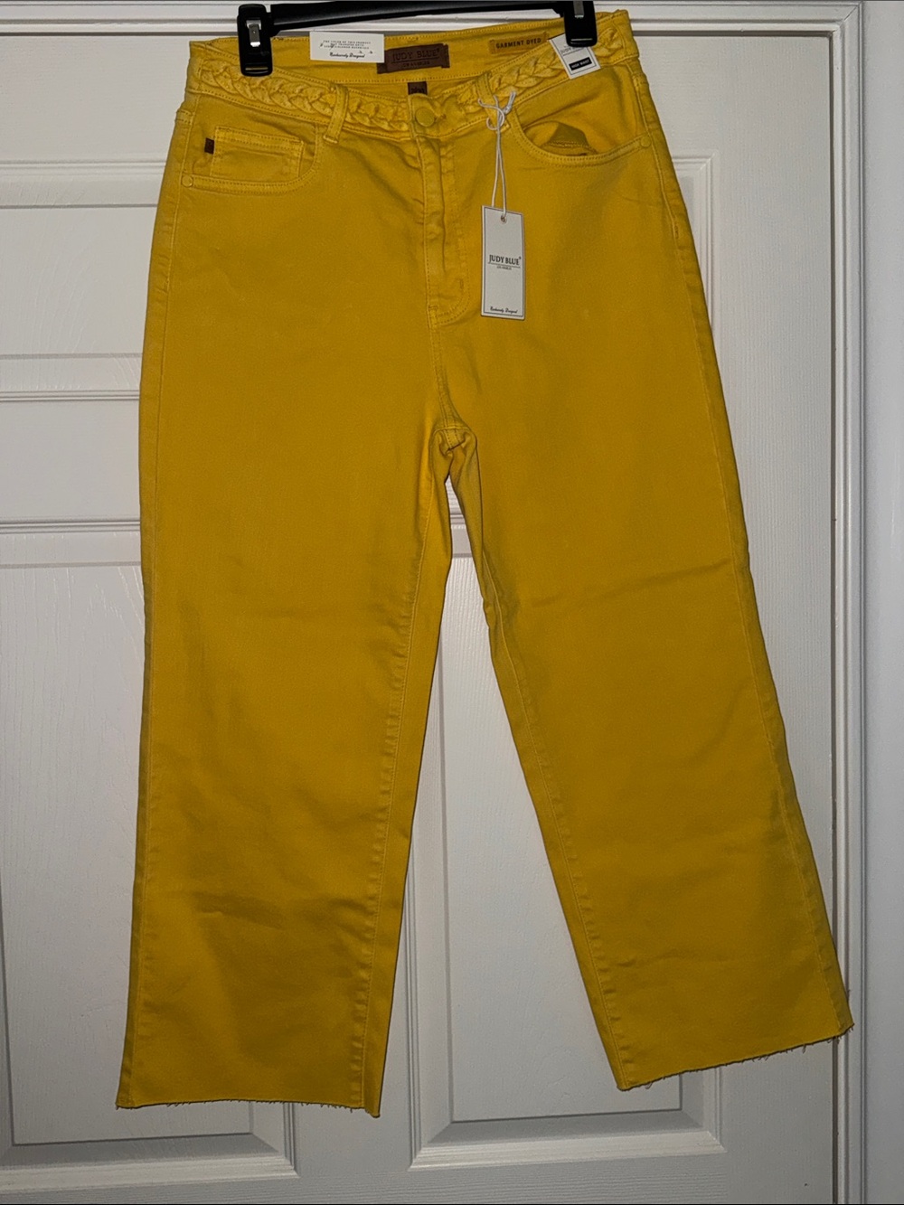 Judy Blue Mustard Yellow Cropped Straight Jeans